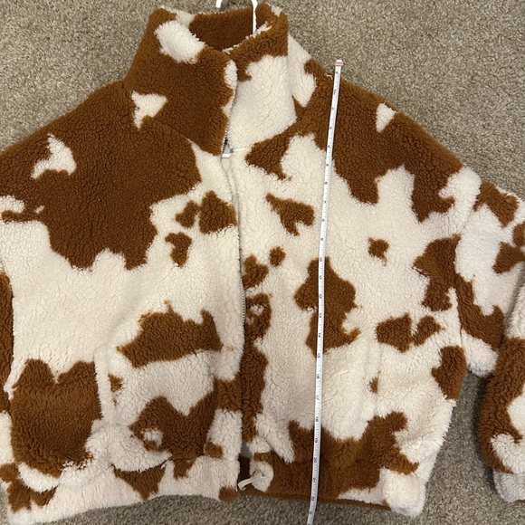 Urban Outfitters Brown Cow Print Jacket - Picture 6 of 6